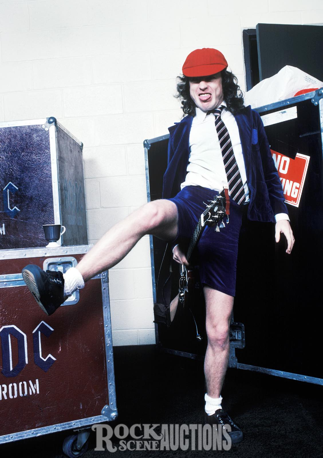 Angus Young – 1983